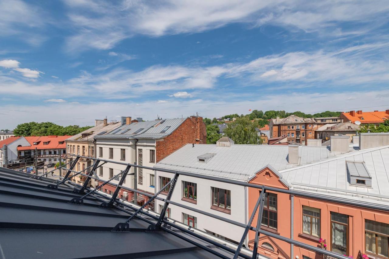 White 1 Bd Old Town Apartment By Hostlovers Kaunas Exterior photo